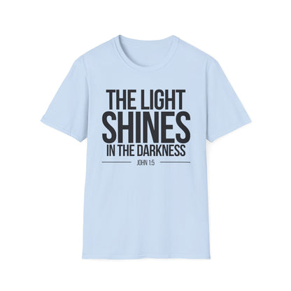 The Light Shines in the Darkness T-Shirt (Light) - CURVY