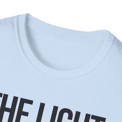 The Light Shines in the Darkness T-Shirt (Light) - CURVY